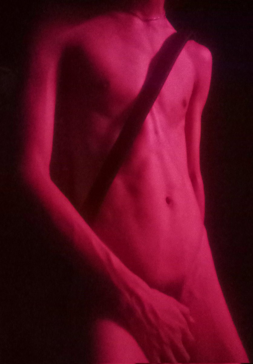 WinWin3012's tweet photo. เด็กดื้อต้องโดนอะไรฮะ😈😳
#เด็กฝึกถ่ายภาพ #เกย์เด็ก 
#ภาพนู้ด #nudepictures https://t.co/c0z1fMb6D1