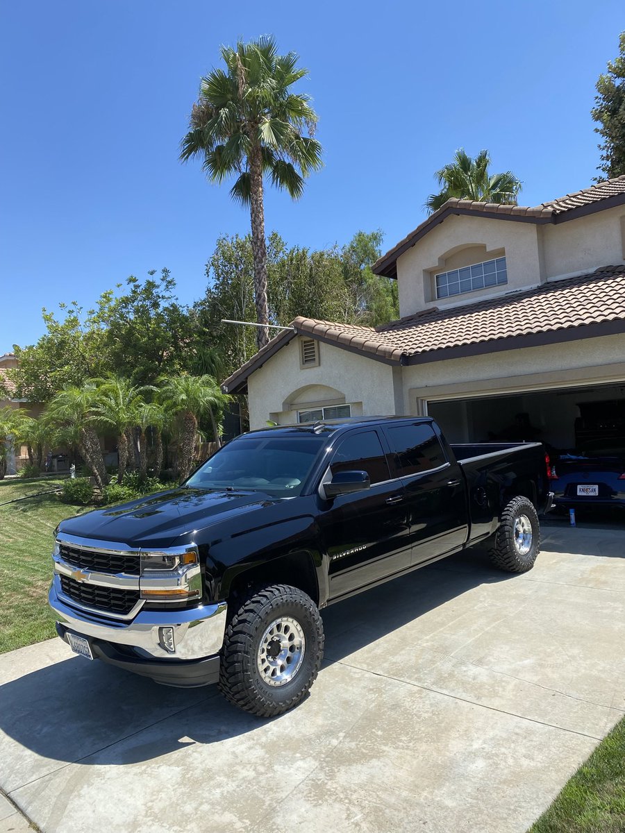 markchance2's tweet photo. Got a car and a truck and already wanna buy something else 🤦🏻‍♂️😂 https://t.co/FD6uOIMPtP