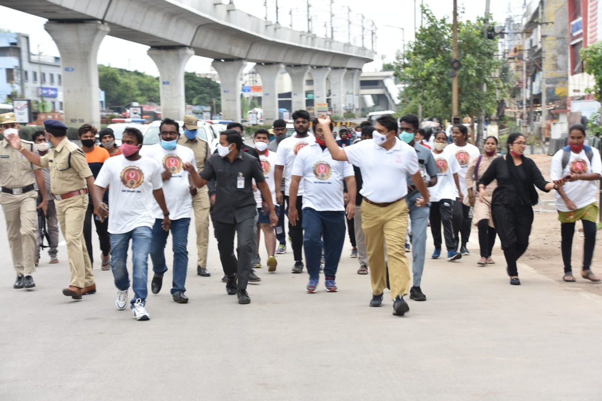 Today @prajwala_india Silver Jubilee Celebrations were held at Uppal. #CP_RCK Sri #Mahesh_Bhagwat_IPS has flagged off #1KRun & said society should be free from #HumanTrafficking. @TelanganaDGP @TelanganaCOPs @cyberabadpolice @hydcitypolice @SwatiLakra_IPS @SumathiIPS @TS_SheTeams