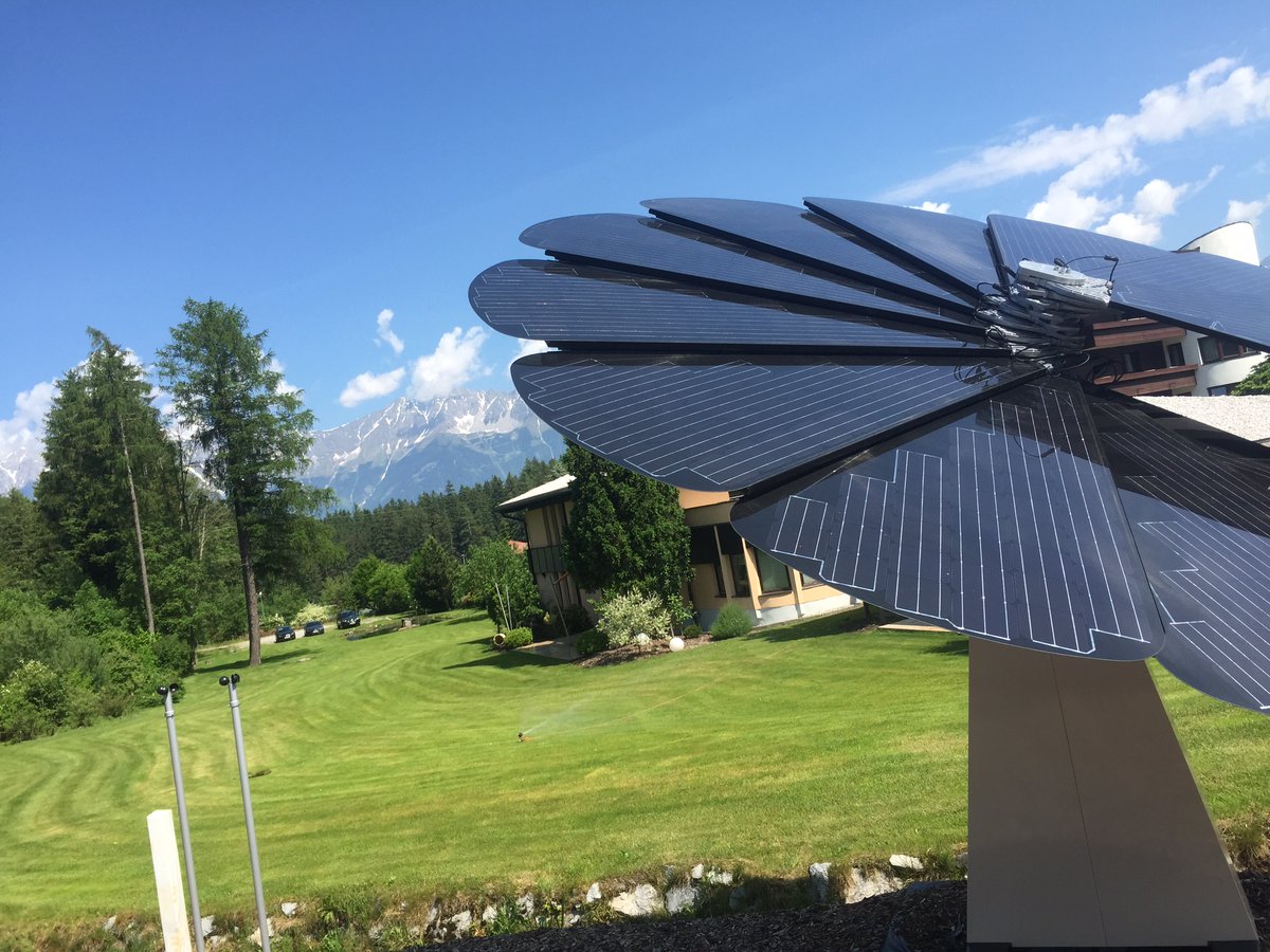 Standortagentur Tirol (@standorttirol) on Twitter photo Das EU-Projekt #SmartVillages unterstützt Gemeinden bei #Digitalisierung mit aktiver Einbindung der Bevölkerung. In der Pilotregion #Pitztal wurden u.a. Mitfahr-App, digitales Amt und Bürger*innen-Services getestet: standort-tirol.at/newsroom/news/… Das EU-Projekt #SmartVillages unterstützt Gemeinden bei #Digitalisierung mit aktiver Einbindung der Bevölkerung. In der Pilotregion #Pitztal wurden u.a. Mitfahr-App, digitales Amt und Bürger*innen-Services getestet: standort-tirol.at/newsroom/news/…