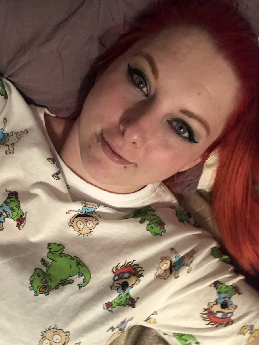 satherie's tweet image. Post-stream selfie with one of my new favorite shirts 🥰

G’nite everyone!! 

#PostStream #TwitchAffiliate
#OverwatchStreamer 
#Rugrats #90sBaby