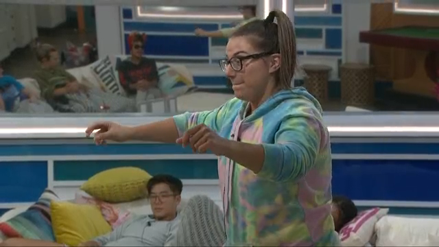IsItUpOrDown's tweet photo. #MirrorPerformance #BB23
cc: @hamsterwatch https://t.co/rRo0pAfu1l