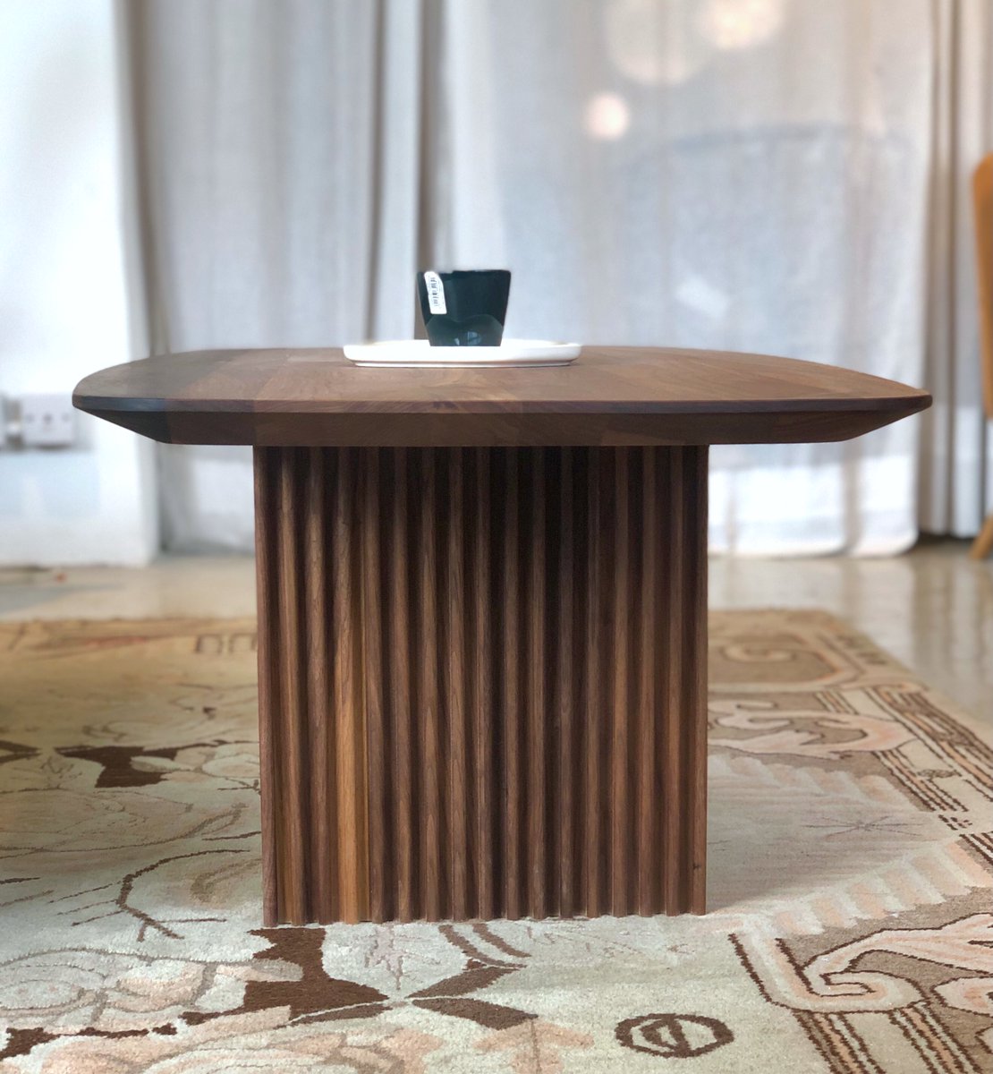 manks_hk's tweet photo. Unique Ten Coffee Table in solid walnut from Denmark. Available at https://t.co/sbAWW93WDw . #Furniture #DesignerTable #InteriorDesign #HomeDesign #LivingRoom #Designer #DesignerFurniture #DanishModern #ScandinavianDesign #HongKong #HK #HongKongers #HKers https://t.co/9L5zFWBP18
