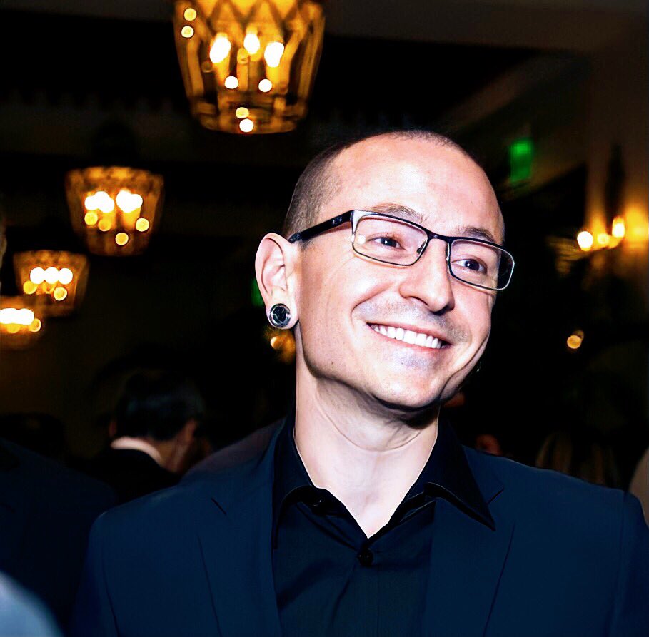 benningtonland's tweet photo. #ChesterBennington #LinkinPark https://t.co/8Ic8ZA3PH6