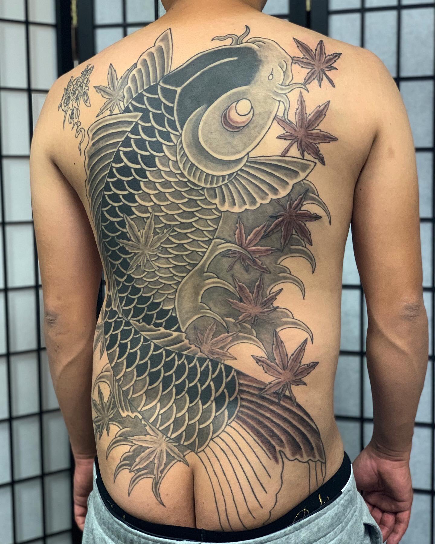 Twitter 上的 刺青 初代彫ゆう 背中 刺青 鯉と紅葉 途中経過 鯉刺青 Koitattoo Momijitattoo 刺青 Irezumi Wabori タトゥー Tattoo 前橋彫ゆう 初代彫ゆう 彫ゆう Horiyu 墨鎧文身 インクアーマータトゥー Inkarmortattoo T Co Va86rdi426