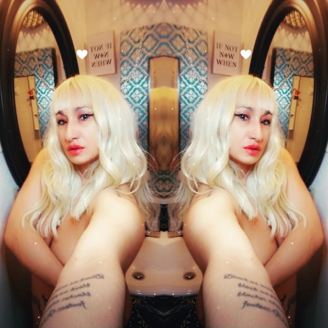 SobreEve's tweet photo. https://t.co/1ZPdnBl98P #allabouteve #eve #modelbitch #hot #follow #beauty #sexyasf #instagood #hotbitch #ladyeve #LikeForLikes
#latina #milfgoddess #notyours #pillowqueen #milf #womenover40 #selfie #model #fourtyfive  #onlyfans @onlyfans #olderwomen #libra #singlelifebelike https://t.co/bf4UnKdDMl