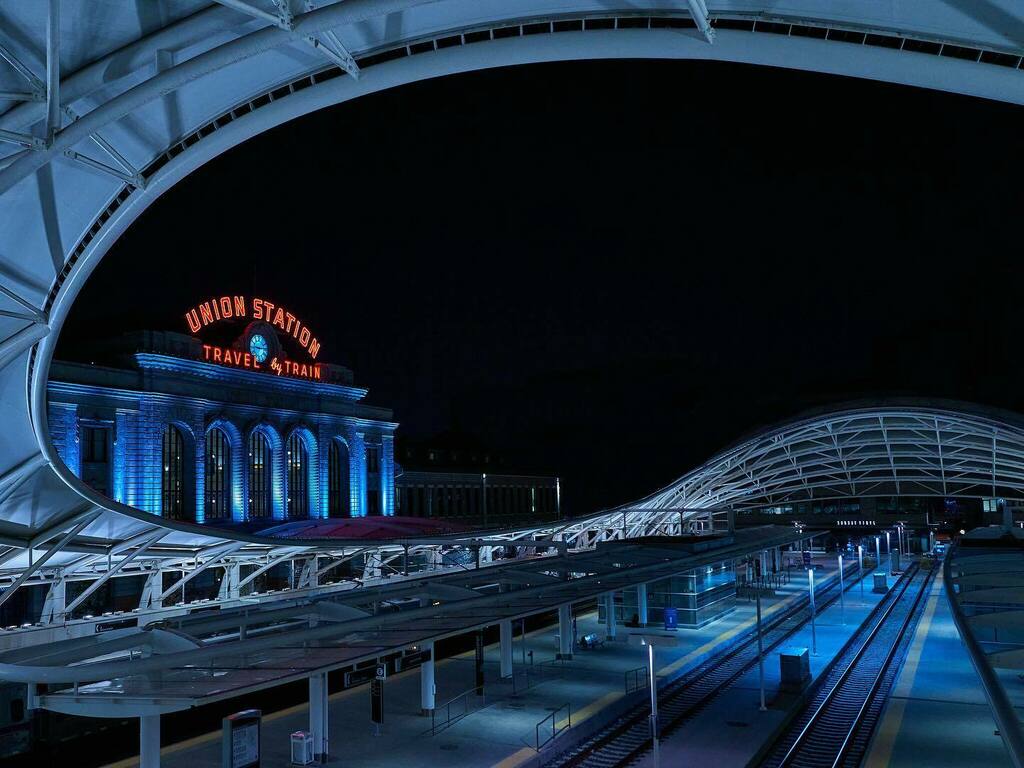 52frames's tweet photo. ✨Rob Horner photographed the Union Station in Dallas at midnight for this week’s challenge #52frames_night
Congrats on the feature Rob
🌟 33/2021
🌟Theme: Night
🌟Selected by @britta_dietze
🌟Check out the entire album at https://t.co/yp7dnKHlBJ
🌟Do… https://t.co/e8kHCwtxkP https://t.co/WQh28dTPMr