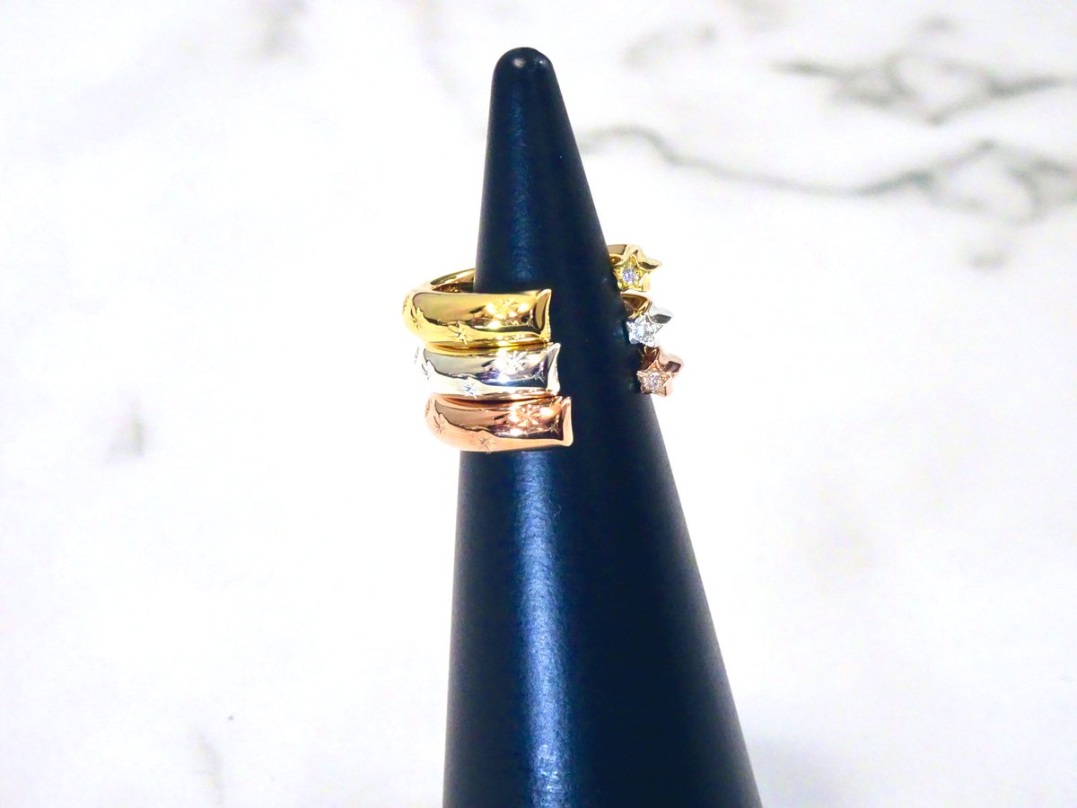 KlosAngelJewels's tweet photo. 【夏休み🍉プレゼントキャンペーン🎁】

\人気商品/
♦︎Moon&amp;Stars-Pinky-Ring💍
(ゴールド/シルバー/ピンクゴールドいずれか)
を抽選で1名様にプレゼント‼️

✨応募方法✨
①このアカウントをフォロー
②このツイートをリツイート

〆切は8/31(火)まで

商品詳細▼
https://t.co/dG5xqrQSzk https://t.co/iLhPAr00SG