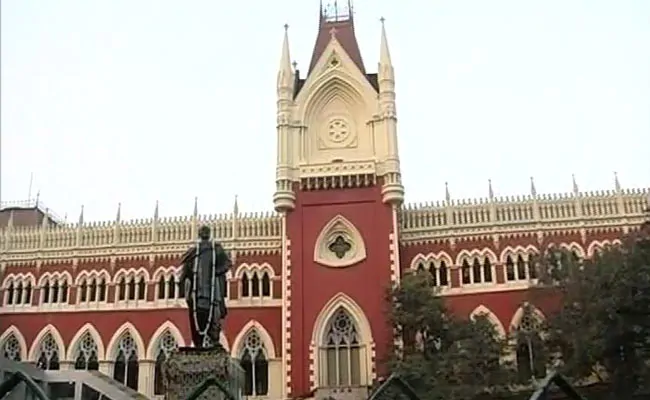 ndtv's tweet photo. #BREAKING | Bengal post-poll violence case to be handed over to CBI, special investigation team to be set up, says Calcutta High Court https://t.co/8ezbEXs914 https://t.co/aZTzASAf9a