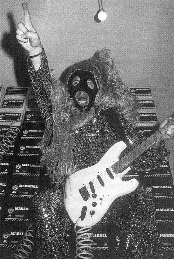 TISM1982's tweet photo. Useless facts about @TISM1982 
0 Brownlows
1 suspension
8 years old
211 songs recited
230 #TISMcomps
3,444 new mates
Shitloads of pics &amp; videos

And… it’s goodbye from me, a mere fan
Welcome to @DRW who will take over this account.

Thank you #TISM #fuckinRockMate https://t.co/3ulgWyipAv