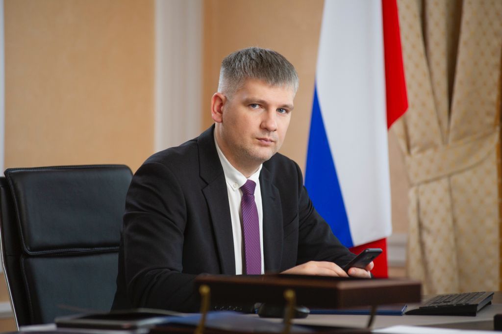 Сергей Музыченко назначен заместителем Министра строительства и ЖКХ РФ
minstroyrf.gov.ru/press/sergey-m…