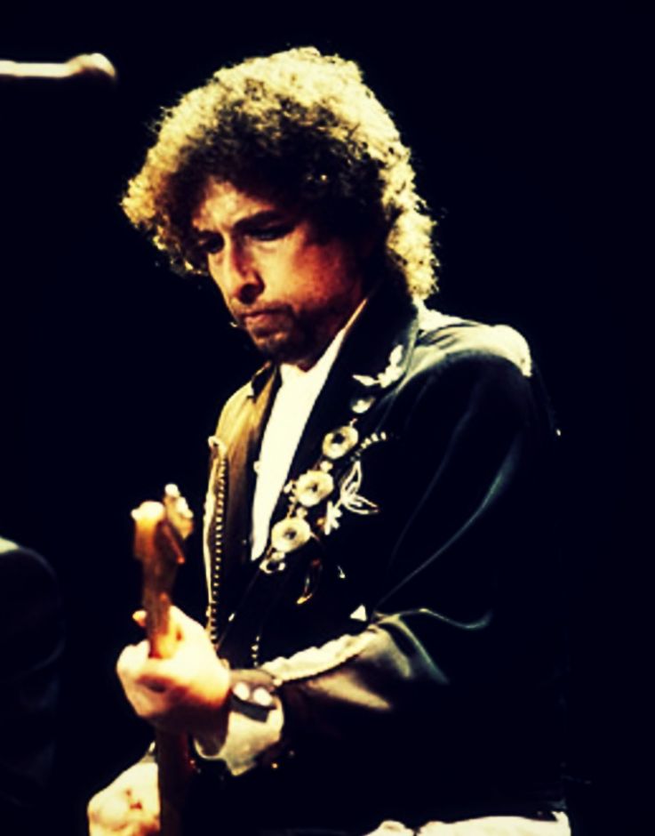 19th August 1988 - Bob Dylan commences his US late summer tour on what turned out to be the first year of his Never-ending Tour at Civic Auditorium, Portland, Oregon. For more info click facebook.com/BobDylanOnthis…
