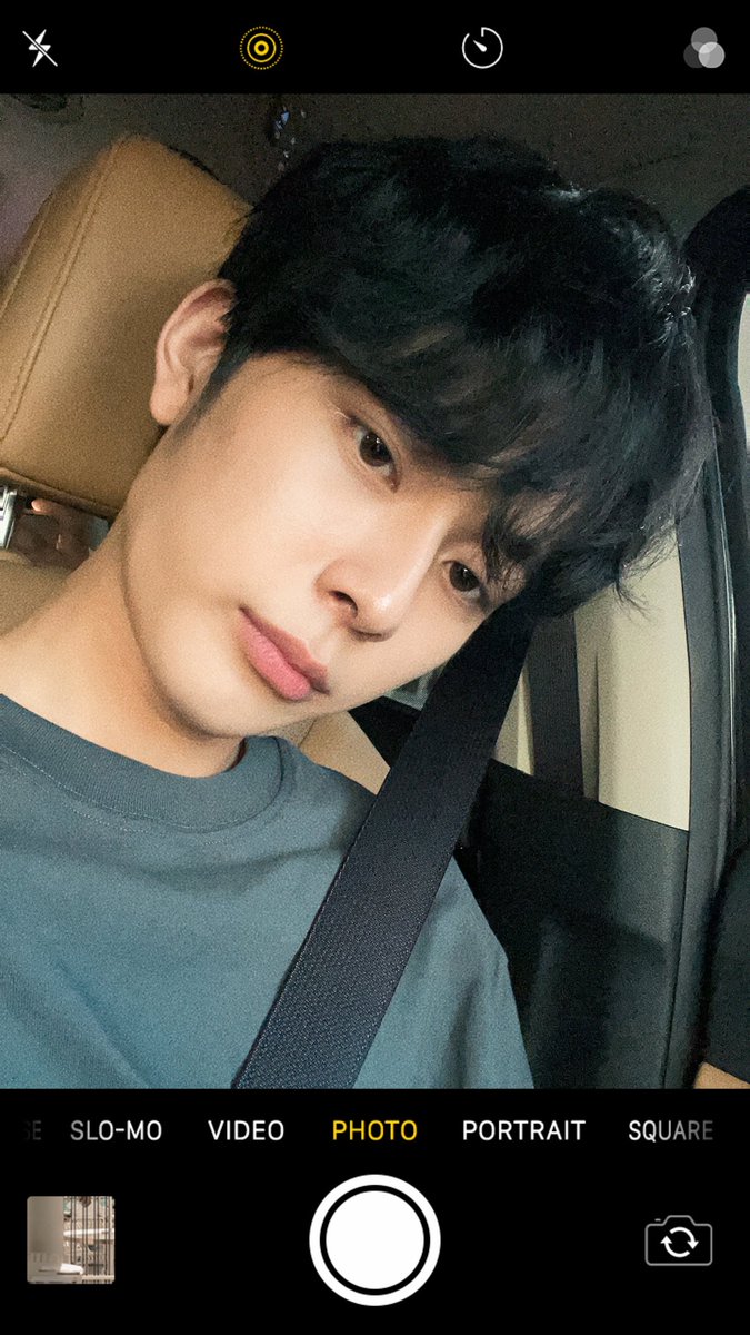 CUBE_YOOSEONHO's tweet photo. [#유선호] 오늘 날씨 100점📷 https://t.co/gfvbwLpHuP