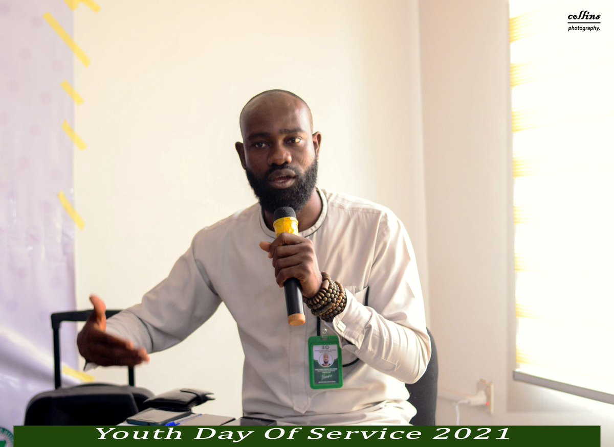 TownCrierAfrica's tweet photo. On Saturday, 14th August, @TownCrierAfrica , @DULF, #SpeakerNYAN, #FemaleStudent, #REDFoundation, #NYCNEnuguEast, Ophel Consult &amp; other Organizations carried a Youth Stakeholders Roundtable Dialogue to celebrate the #IYD20211 Youth Day of Service an initiative of #LEAPAfrica https://t.co/T7JUC5wbkx