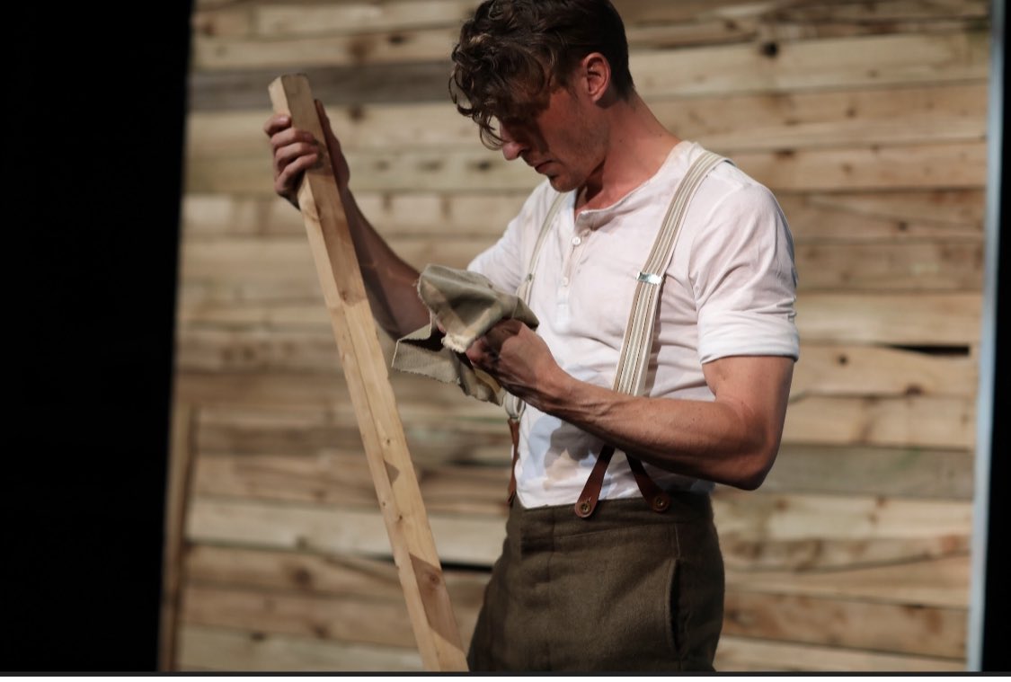 happyidiotuk's tweet image. Hold firm, we’ll be together again soon! 

#wood #notladyc #Mellors #uktour #comedy