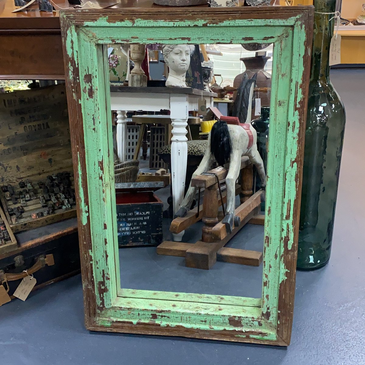 astraantiques's tweet photo. Good morning! Look at the chippy paint on this vintage Indian hardwood mirror. #southernindia #indianmirror #chippypaint #originalchippypaint #indiandecor #indianhome #indianhomedecor #largemirror #newin #chippygreen #astraantiquescentre #hemswell #lincolnshire https://t.co/a0HiYVE6Um