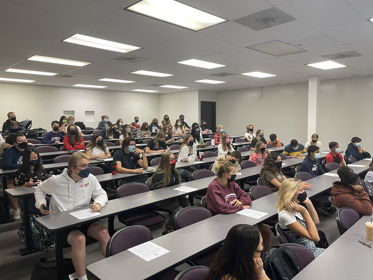 GCHS National Honor Society tweet media