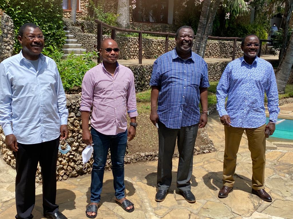 HonWetangula's tweet photo. Wonderful camaraderie and positive dialogue with my brothers Mudavadi of ANC, Kalonzo of Wiper &amp; Gov Sheffield Kingi of Kilifi. The future is promising &amp; bright. https://t.co/e7qJnxB9cf