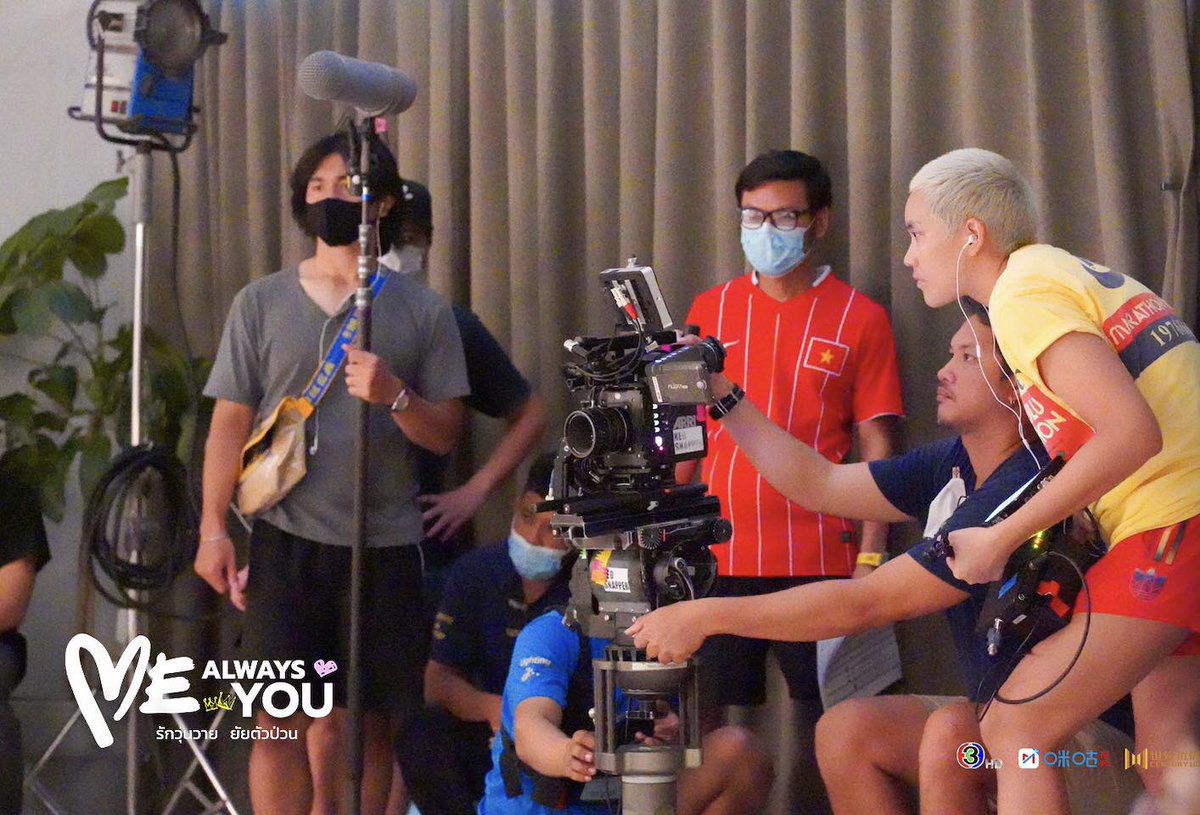 cuuthailand's tweet photo. 2 ผู้กำกับที่อยู่เบื้องหลังความสนุกของซีรีส์ #MeAlwaysYouรักวุ่นวายยัยตัวป่วน นำทีมโดย พี่เสือ ยรรยง คุรุอังกูร และ พี่ดรีม ฐานิกา เจนเจษฏา
เริ่มตอนแรก 27 ส.ค 64 ทางช่อง #3กด33
#CUU #CenturyUUThailand #AnhuiTV #MiguVideo
#PaeArak #fangfanggofficial
#malicoates #Natkitcharit https://t.co/XXY93AKFb4