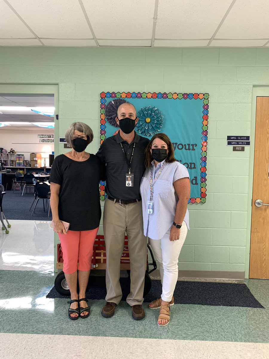 #hcsd1 - WSH 5th grade team ready for a great year!