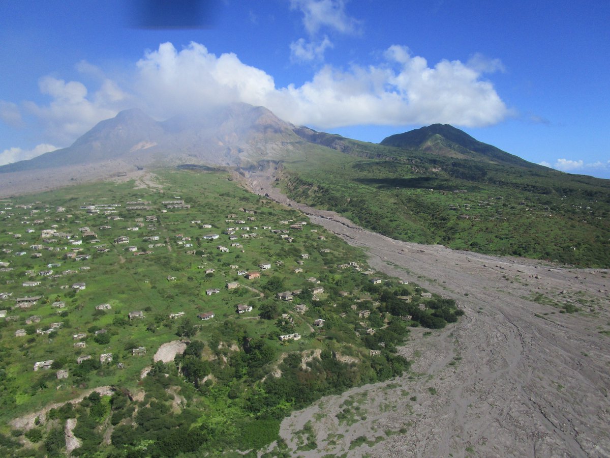 Our Head of Ocean Recovery @pb_richardson tells us about the first weeks of turtle conservation work in #Montserrat: “In all my years of marine turtle conservation and research I have never been in the sea with so many big adult turtles.” 

Read more: mcsuk.org/news/freedom-h…