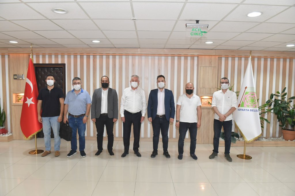 Üniversite Sanayi İşbirliği kapsamında  geliştirilen “Yemek atıklarından hayvan maması projesi” kapsamında  ziyarete gelen Hüdai Şibe ve Salih Civelek 'e teşekkür ederim.  <a href="/sdu_tto/">SDÜ TTO</a>