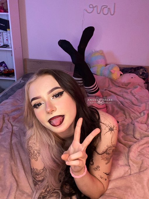 Do know that i posted 13min video with @cherrievelvet_ on my Onlyfanz? And it’s not all i got! Soon second