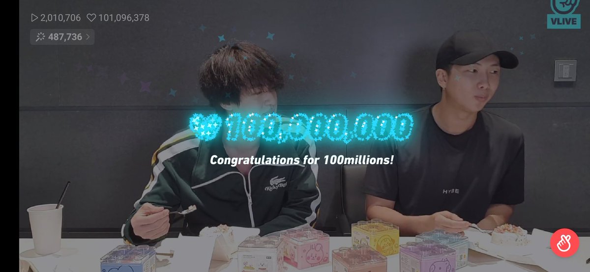 HTigula's tweet image. Jin said 
Jin : [speaks In Korean ] ... 
End of eat namjin