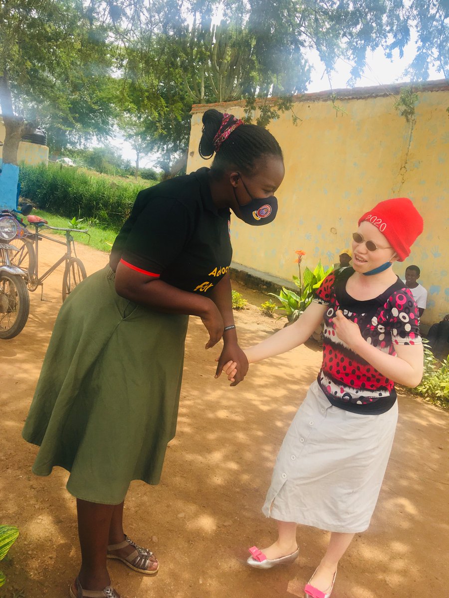 lynda_eunice's tweet photo. Whatever we do without ensuring children’s protection will not yield.The safety&amp;protection of children in everything we do is key in achieving SDGs. #WorldHumanitarianDay  @nankunda20  @opmdpm  @WorldVisionUg  @equalitynow  @UNHCRuganda  @savechildrenug  @sdgs_ug @Mubangizi1995 https://t.co/77joMViq0Q