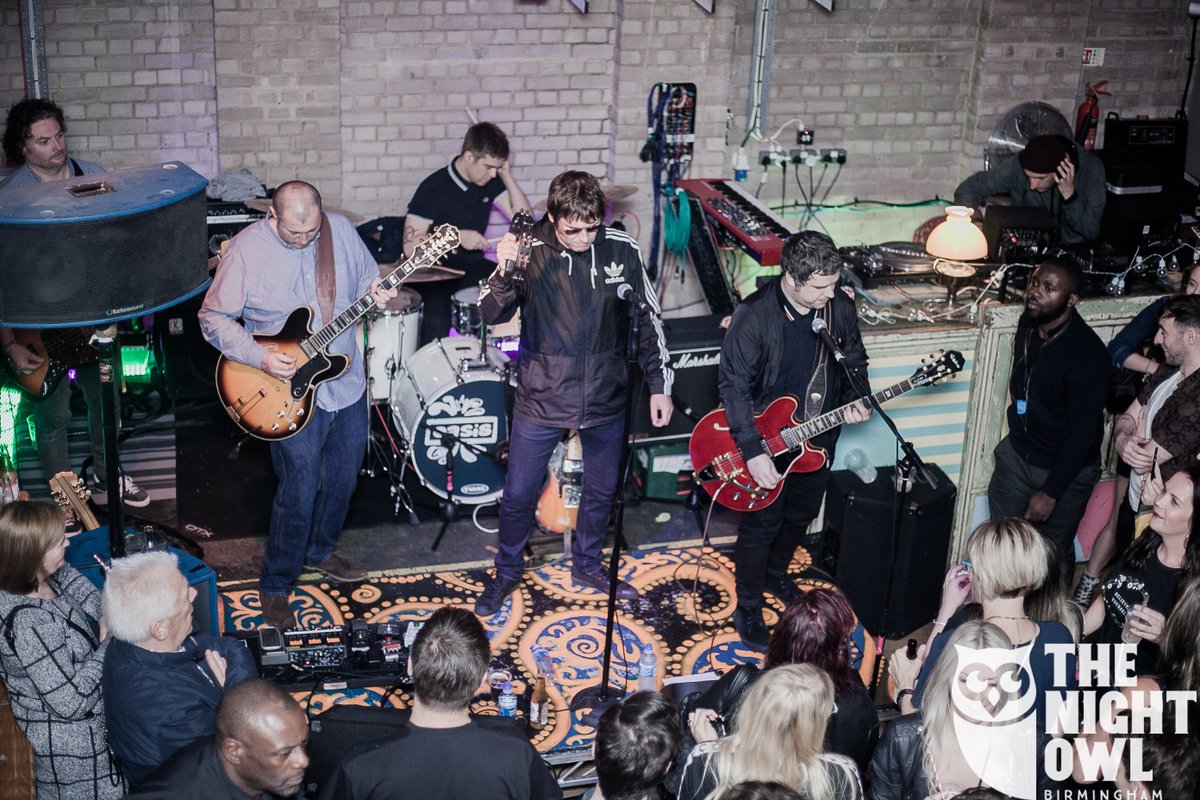 #TBT <a href="/OasisMaybeuk/">Oasis Maybe</a> at the last full show they did here at The Night Owl in 2019 with even featured very special guest <a href="/TonyMcCarrolls/">Tony McCarroll</a> 🎶

Who has been lucky enough to grab a ticket for their SOLD OUT show here tomorrow night? 🎸