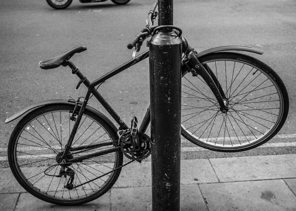 PZWLW's tweet photo. Verdachte man opgepakt | Op woensdag, 18/08 omstreeks 21.20u werd een man aangetroffen met een gestolen fiets in de Hoog-kasterstraat #Wetteren. Hij had ook andere feiten op zijn kerfstok. Hij werd aangehouden. #pzwlw0 -S- https://t.co/GHCU4lWeRV