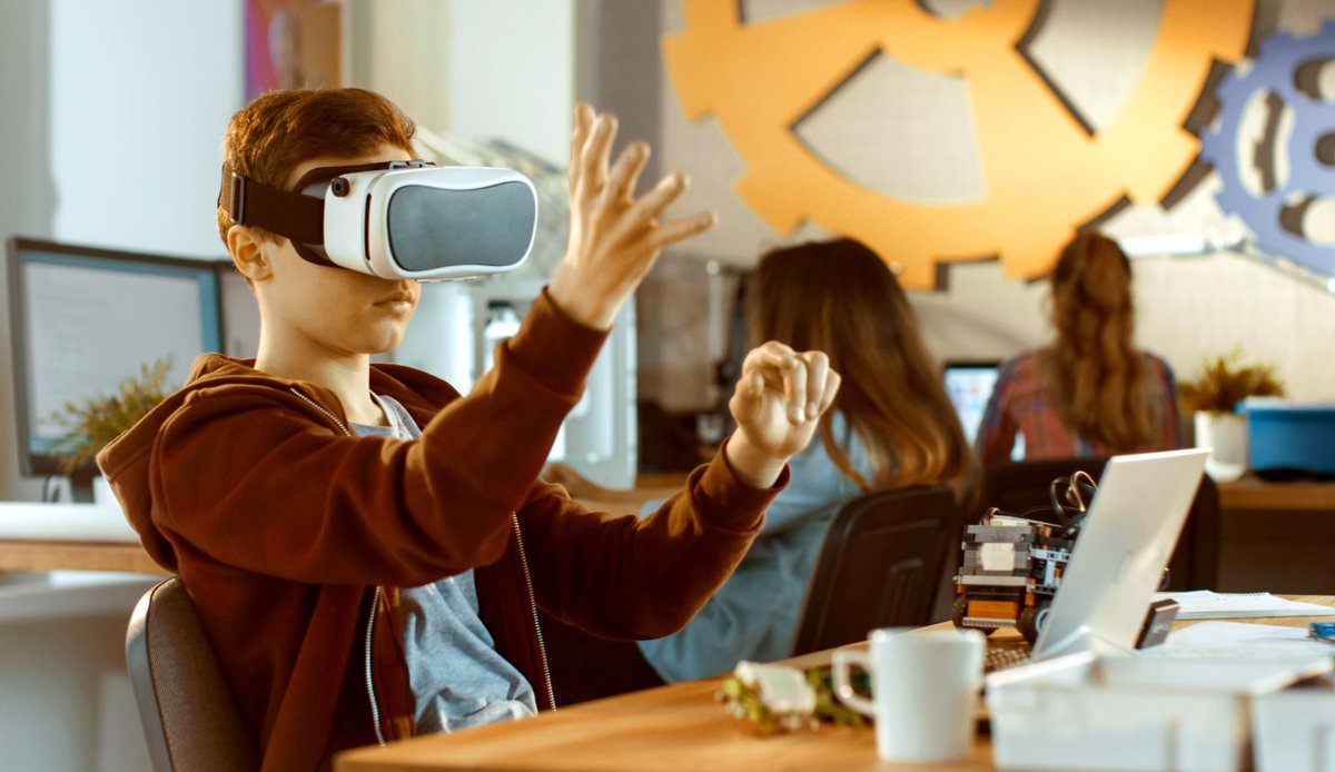 Space4Europe's tweet photo. What is a Demonstration Project?
#DemonstrationProjects are user-driven & are ideal for maturing the value proposition & #business plan, allowing you to demo your service with real-life users!
Find out more and how to apply ⬇️
https://t.co/mS9qgScroG
#Space #Innovation https://t.co/tKWS6ovnfG