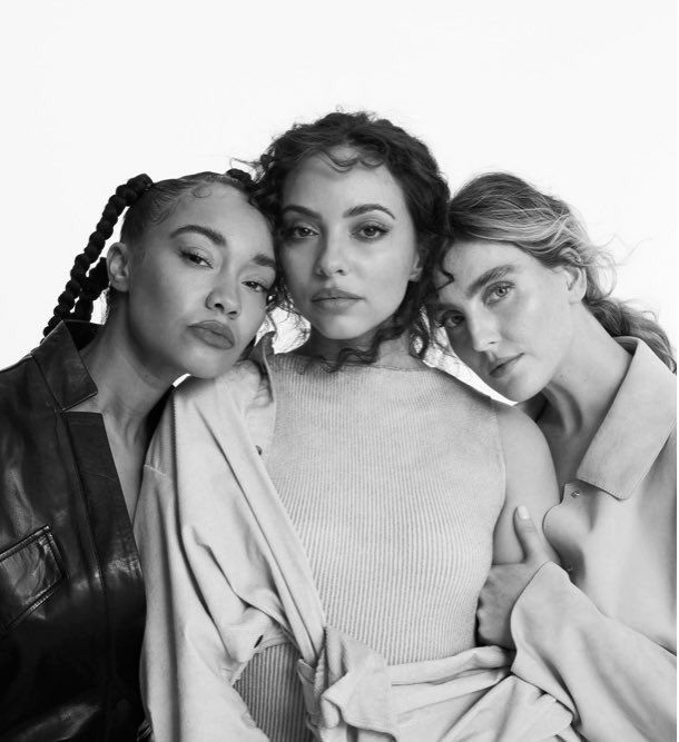 LittleMix_ITALY's tweet photo. Dieci anni di talento, Musica, emozioni, passione e di una grande amicizia♥️ #10YearsOfLittleMix 

Il 12 novembre il nuovo album
#BetweenUs 🎶 https://t.co/s7H0dtQ3Cs

Buon compleanno @LittleMix 🥰 https://t.co/svK0udlgM0