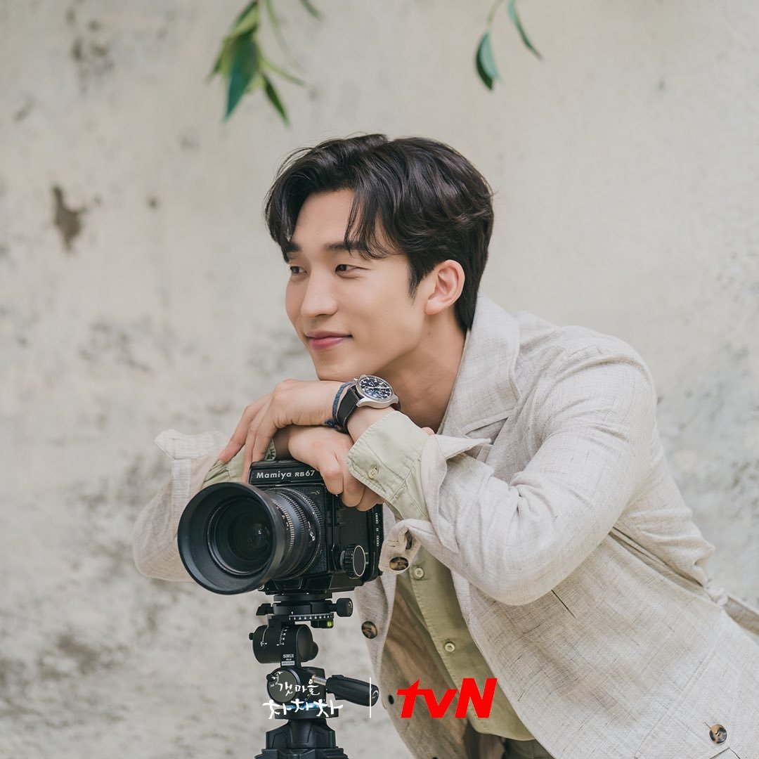 исполнитель 等什么君. ли сан-хо. Wu yi weight loss tea. дорама приморская деревня ча ча. приморский городок ча ча ча дорама.