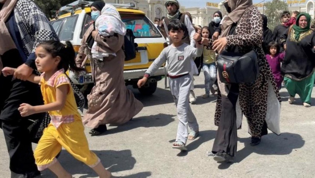 Trying to raise £10k to help my friends -a family of 3- escape Afghanistan. The daughter was badly beaten in the street yday for walking outside w/out a man. Only days to go before the US army abandon the airport and then there is no hope. Please support! crowdfunder.co.uk/help-the-afgha…