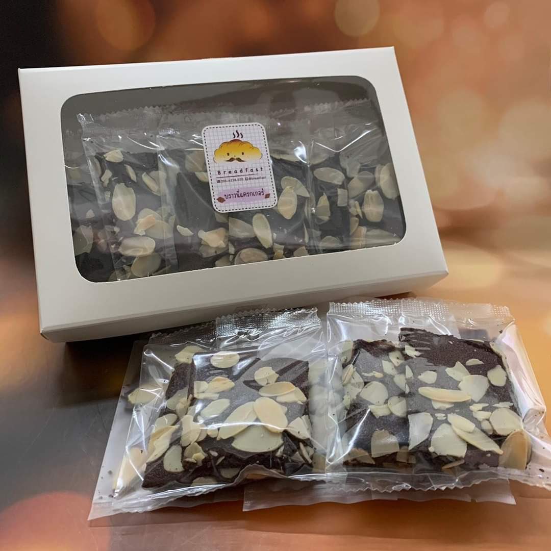 แจกบราวนี่ 1 รางวัล 
สุ่มจากรี เที่ยงคืน
ฉลองให้คนปังไม่ว่าจะโอกาสไหนก็ฉลองได้  
สนับสนุนโดย <a href="/KRujiraPras/">⌜🗝⌟ 𝕂`𝕂𝕚ℂ𝕂 ● 🦁⛵️🌻●晚安💚ʏɪᴢʜᴏᴜ sᴏ ᴄᴜᴛᴇ😊</a> 
#LuoYizhougoto3M