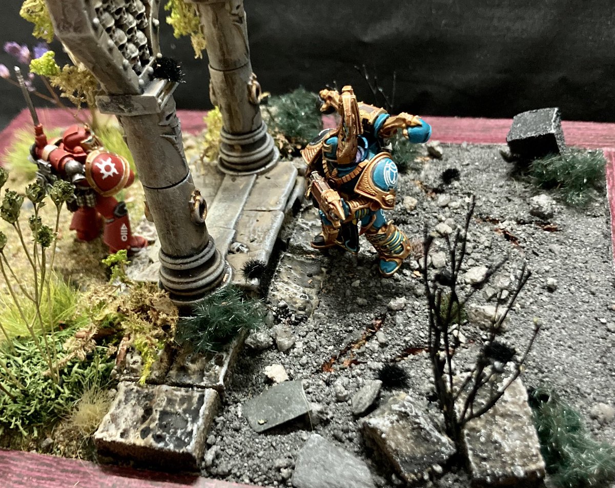 OfficePainter's tweet image. Diorama - Thousand Sons. “Reflections”. If I ever get round to taking pictures or grabbing someone who knows how to take them I’ll update this. #WarhammerCommunity