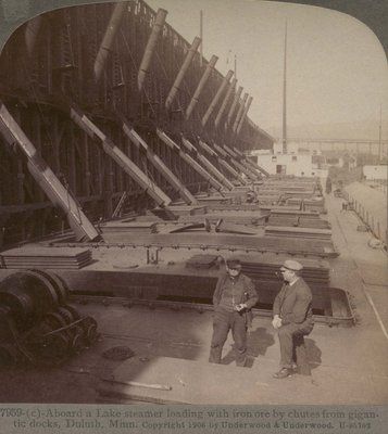 NMGLToledo's tweet photo. This #ThrowbackThursday we are taking a behind-the-scenes look at a few of the early 1910 iron-ore yards around the Great Lakes. Notice the shift between the old and new methods of loading and unloading—switching from hand-operated buckets to Huellett electric unloaders. https://t.co/3yraZiz6O3