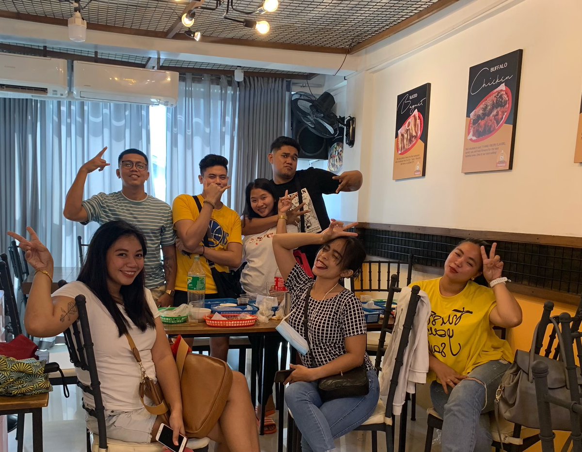 Kentflancia's tweet photo. Family isn’t always blood. Its the people in your life who want you in theirs. The one who accept you for who you are. The ones who would do anything to see you smile and who love you no matter what. ❤️🤗
- g o o g l e chi. 🤦🏻♂️😅
#incompletesquad https://t.co/DnKDJQ20YQ