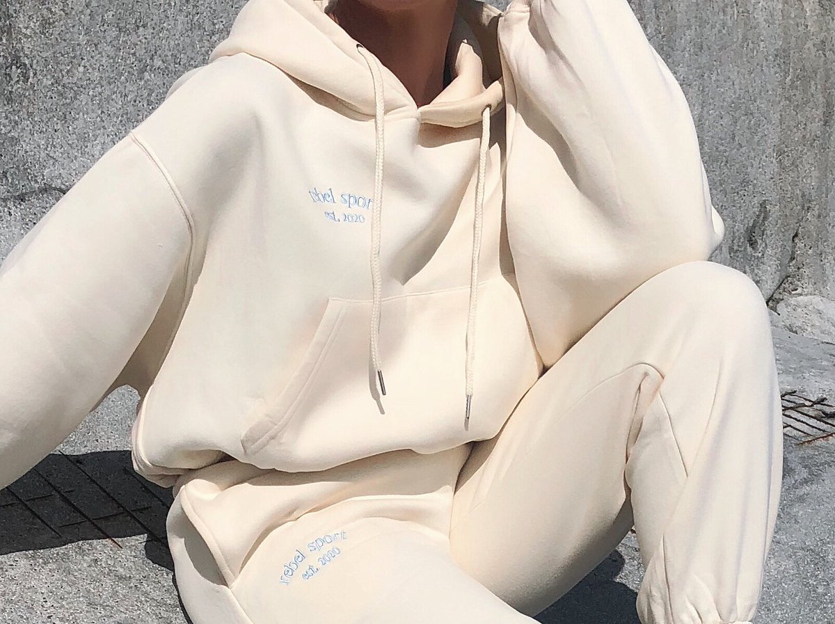 Cosy ☁️
romanticrebel.co.uk