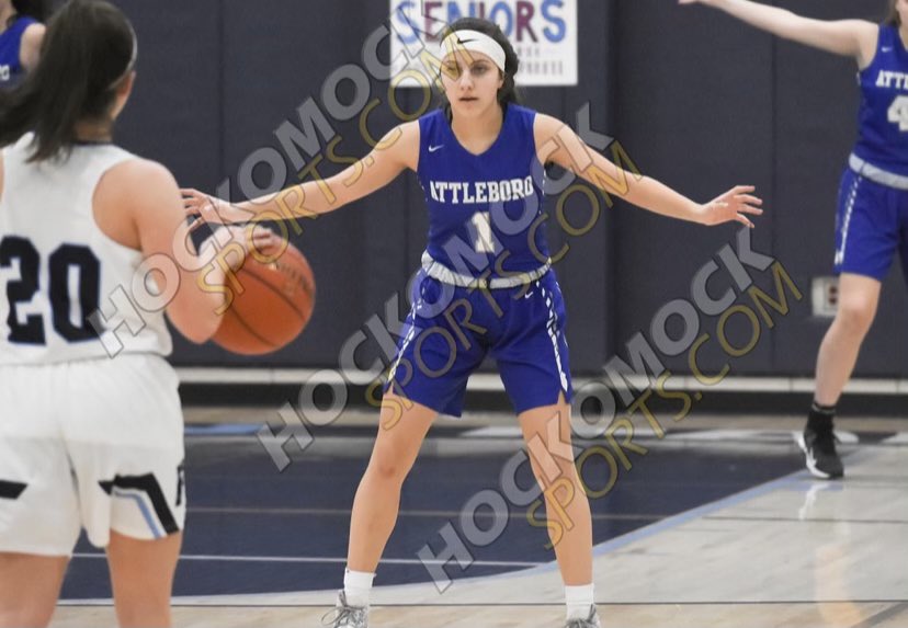 CpElitee's tweet photo. today’s senior spotlight is….. 
LINDSEY PERRY #1 
@AHS_GirlsHoop 
⛹🏽‍♀️: Point Guard 
📍: Attleboro 
⭐️: Captain of Attleboro, awarded MVP of team, Softball all star🥎
🏀: Has played 4 seasons with the gang! https://t.co/xVSlkl9Qvs