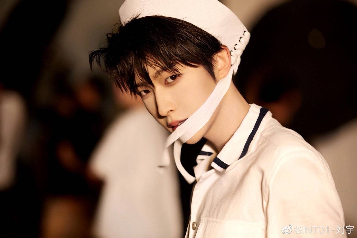 into1archive's tweet image. ⌑ liuyu weibo update 

[ #刘宇 #LiuYu #INTO1]