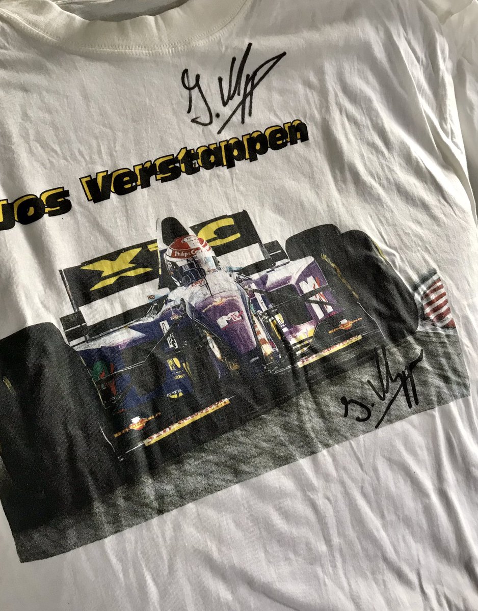 MarcovanHarn's tweet photo. Verrassing bij het openen van een verhuisdoos 😊… @MaVic009 #simtekf1team #fanshirt 👌🏼😀
#oldschool #verstappen #simtek #simtekf1 #josverstappen #F1 #f1history #historicf1 https://t.co/aWT4cbzydD