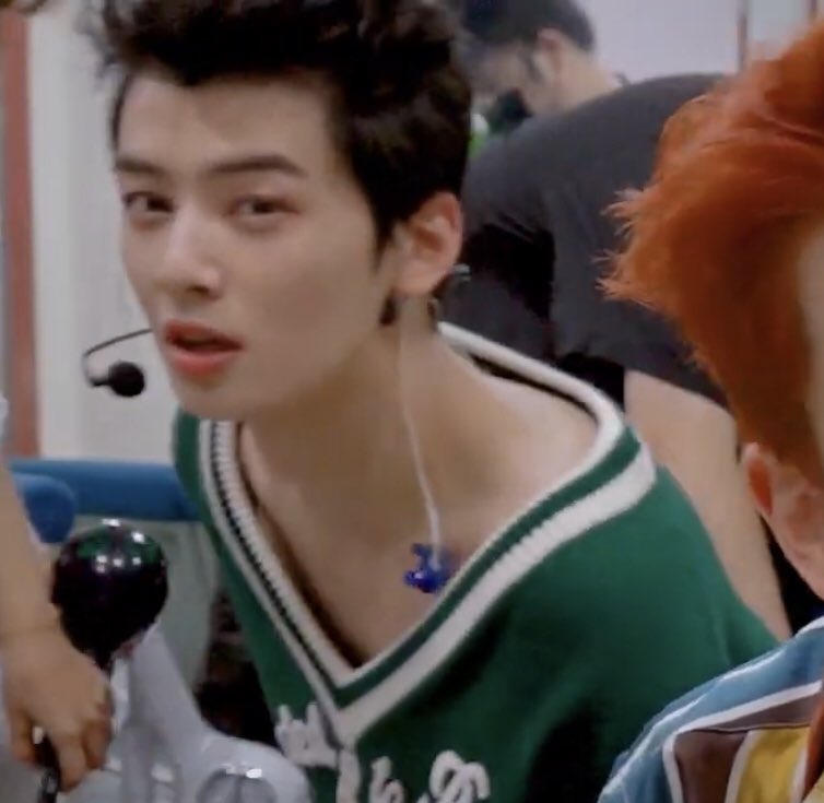 archiveforcew's tweet photo. OMG CHA EUNWOOOOOO https://t.co/04uOidOGY1