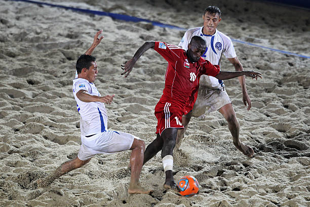 FIFA (@fifacom) on Twitter photo 🗣️ “Any footballer can develop into a good beach soccer player."
🏖️ Oman legend Hani Al-Dhabit on crossing from grass to sand ⚽️
#BeachSoccerWC | <a href="/OmanFA/">الاتحاد العماني لكرة القدم</a>
👉fifa.com/tournaments/me… 🗣️ “Any footballer can develop into a good beach soccer player."
🏖️ Oman legend Hani Al-Dhabit on crossing from grass to sand ⚽️
#BeachSoccerWC | <a href="/OmanFA/">الاتحاد العماني لكرة القدم</a>
👉fifa.com/tournaments/me…
