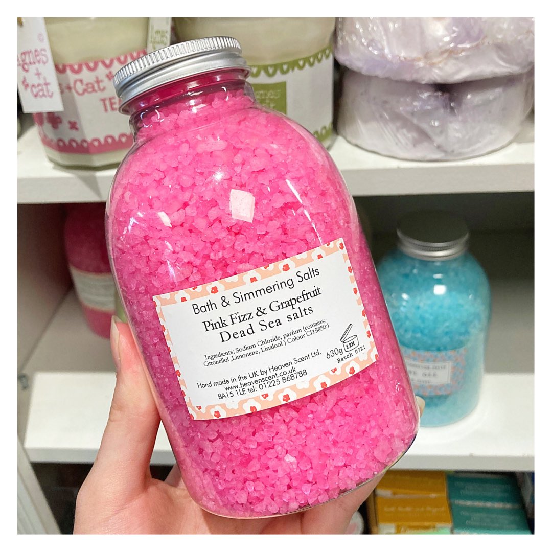 Arnside_House's tweet photo. Need a last minute gift? We’ve got a huge selection of gorgeous gifts so they’ll never know about the last minute panic - we got you! 

#arnsidehouse #arnside #cumbria #arnsidevillage #arnsidehousegifts #birthdaygifts #lastminutegifts #misssparrow #bathgoodies #happybirthday https://t.co/yKvCp0VVDy