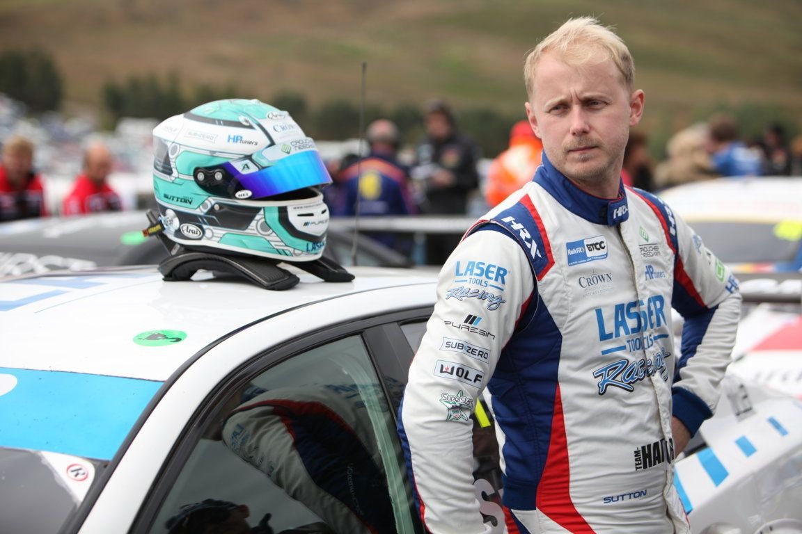 TeamHardRacing's tweet photo. Man like @ASuttonRacing 💙
Ash achieved yet another race win in the last round of the @BTCC at @krcircuit and is currently leading the championship with 172 points!💥
#TeamHARD #GoHardorGoHome #SuperSutton https://t.co/ER2rXi7mr0