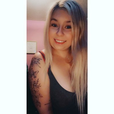 ElsonEmily's tweet photo. #NewProfilePic https://t.co/KbdLVJN4hG