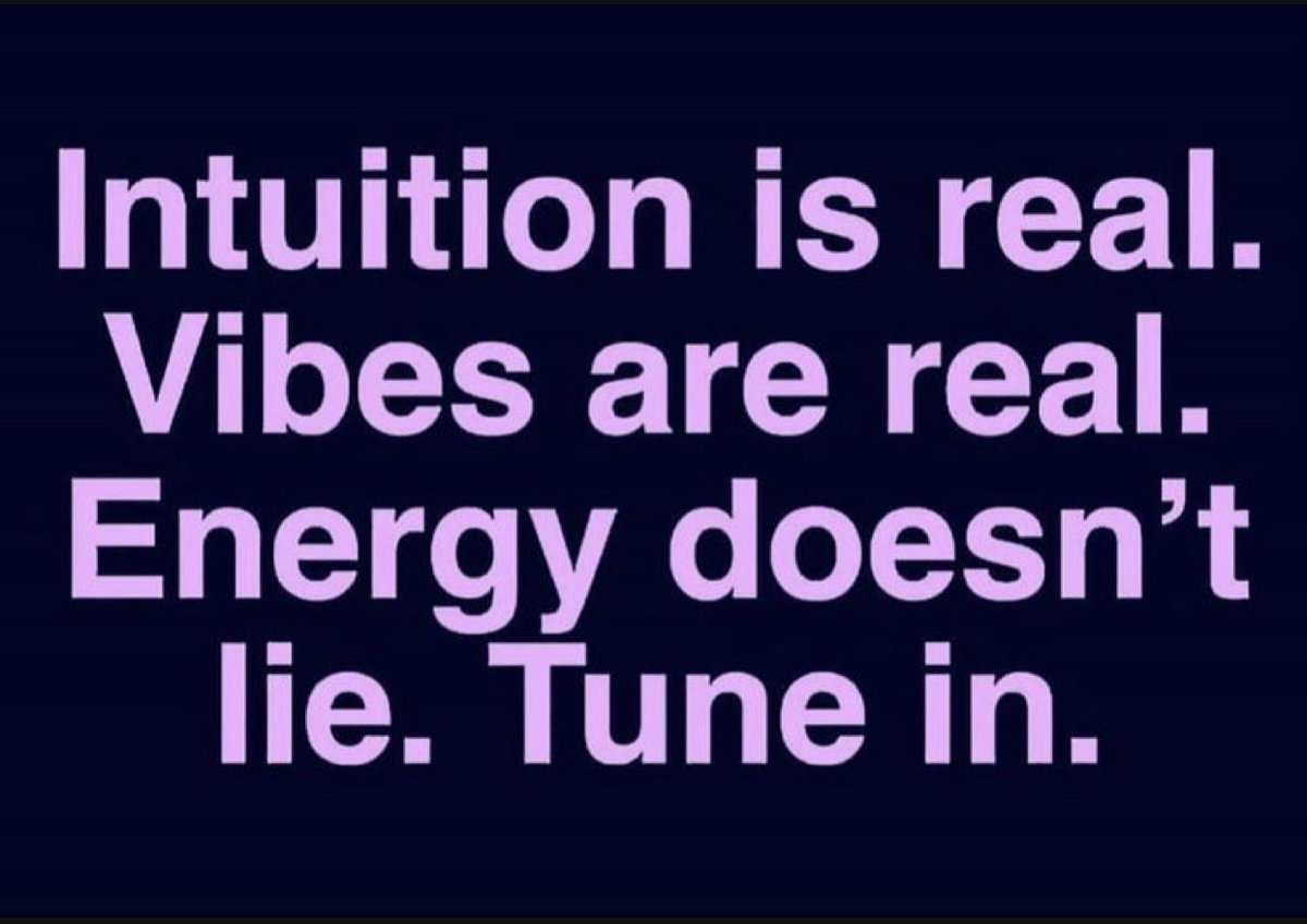 pinkpatterson's tweet photo. #TuneInThursday 💥 https://t.co/70JZHwgGfo