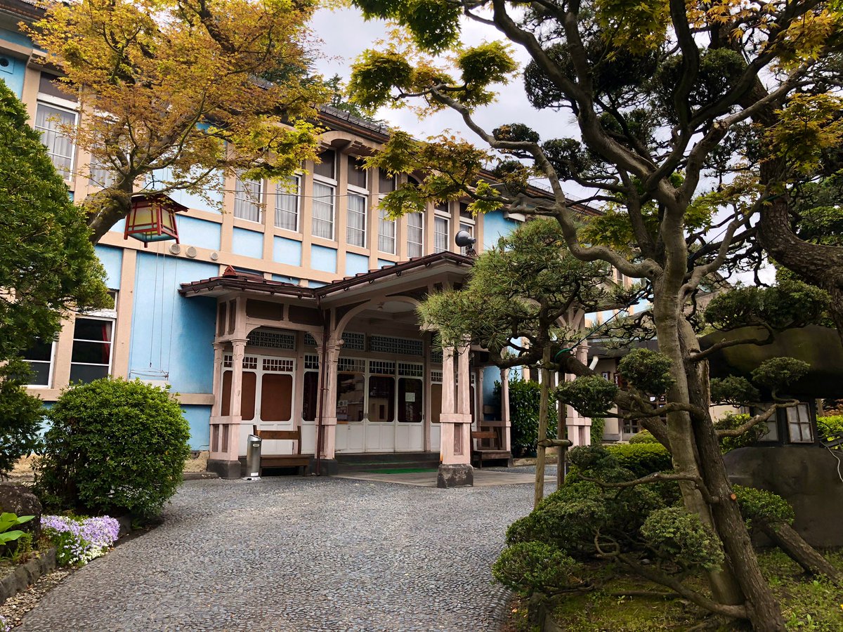 日本庭園情報メディア おにわさん The Japanese Gardens V Twitter Rt 山形市の千歳館 いつか中に入りたい場所だった 前に近くへ行った時は まだ敷居が高いか なんて思っちゃったけど 水色の洋風建築にも惹かれる 料亭カルチャーは終焉へ向かっているのか